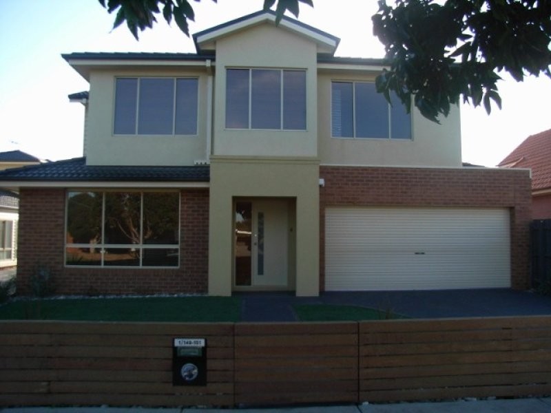 1/149 Roberts Street, Essendon VIC 3040