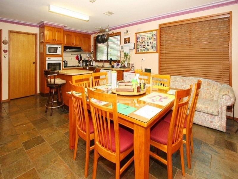 15 Carrington Street, Sydenham VIC 3037