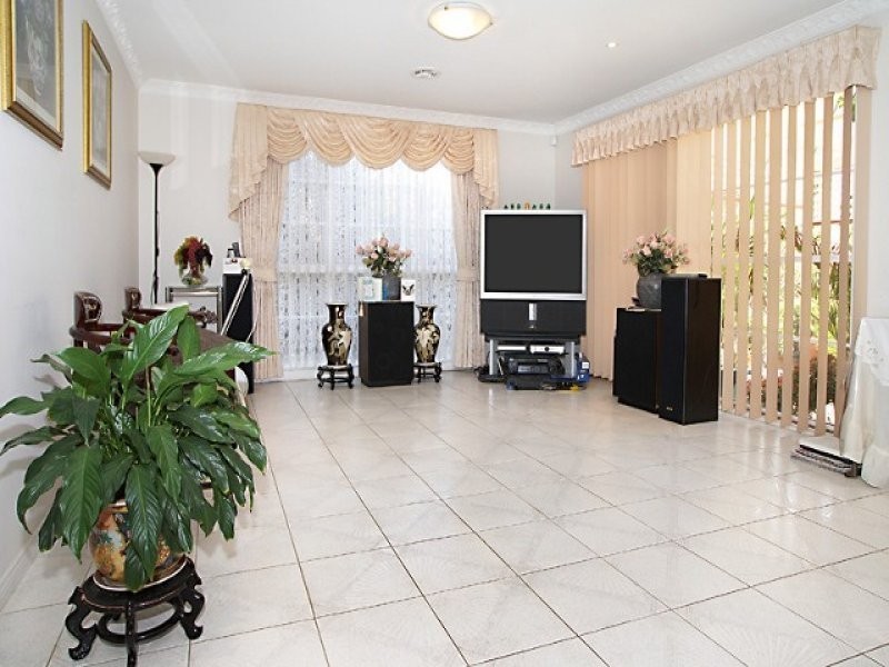 7 Wakelin Crescent, Taylors Lakes VIC 3038