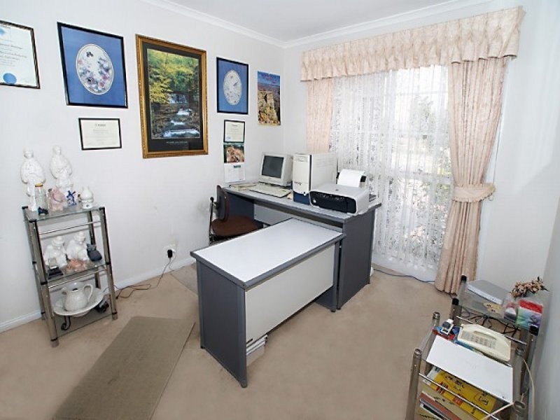 7 Wakelin Crescent, Taylors Lakes VIC 3038