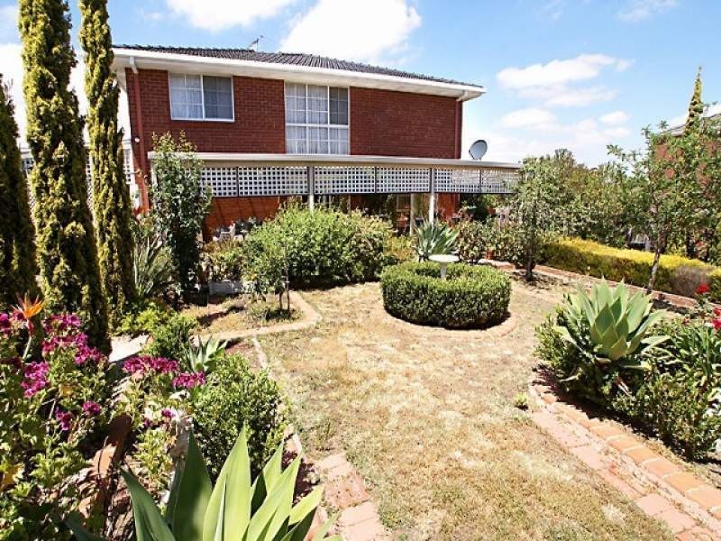 7 Wakelin Crescent, Taylors Lakes VIC 3038