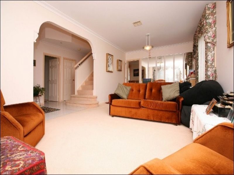 33 Cynthia Court, Hillside VIC 3037