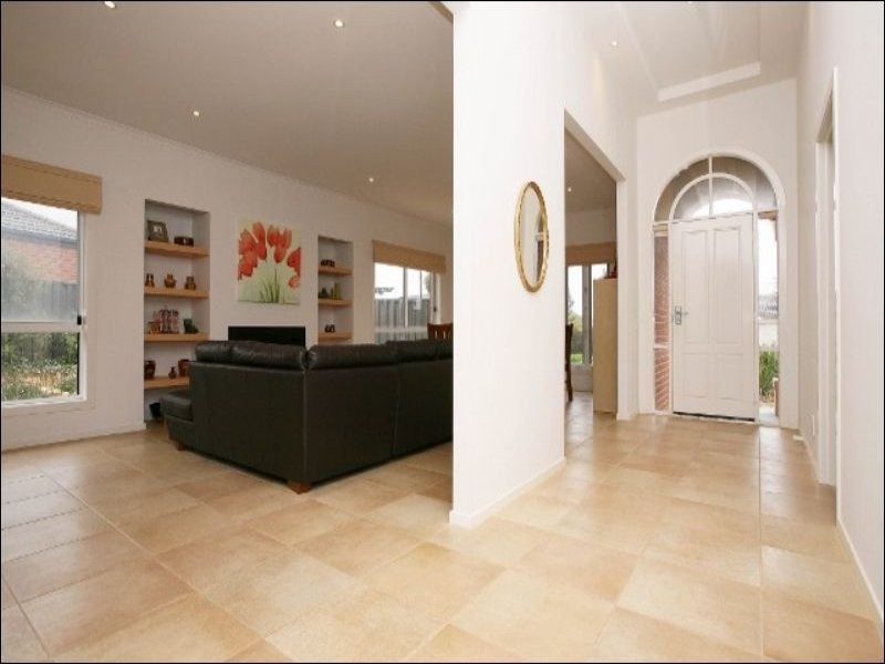 3 Pro Hart Way, Caroline Springs VIC 3023