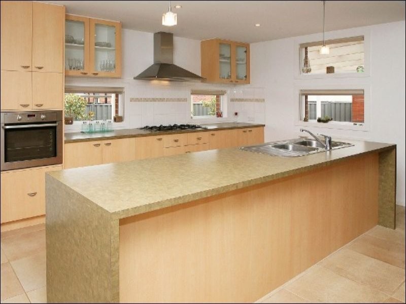 3 Pro Hart Way, Caroline Springs VIC 3023