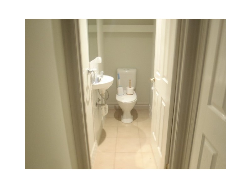 4/6 Lorraine Court, Hillside VIC 3037