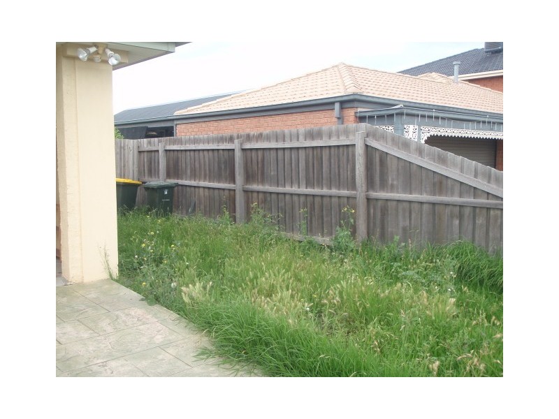 18 Hackett Court, Delahey VIC 3037