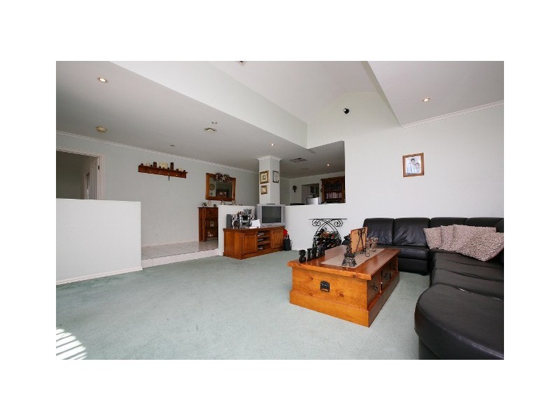 5 Toolim Walk, Sydenham VIC 3037