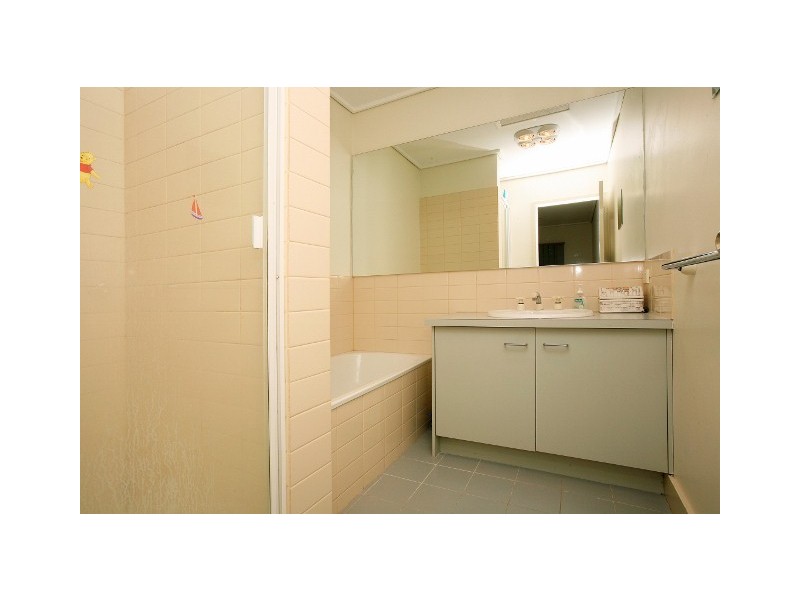 34 Village Avenue, Taylors Lakes VIC 3038