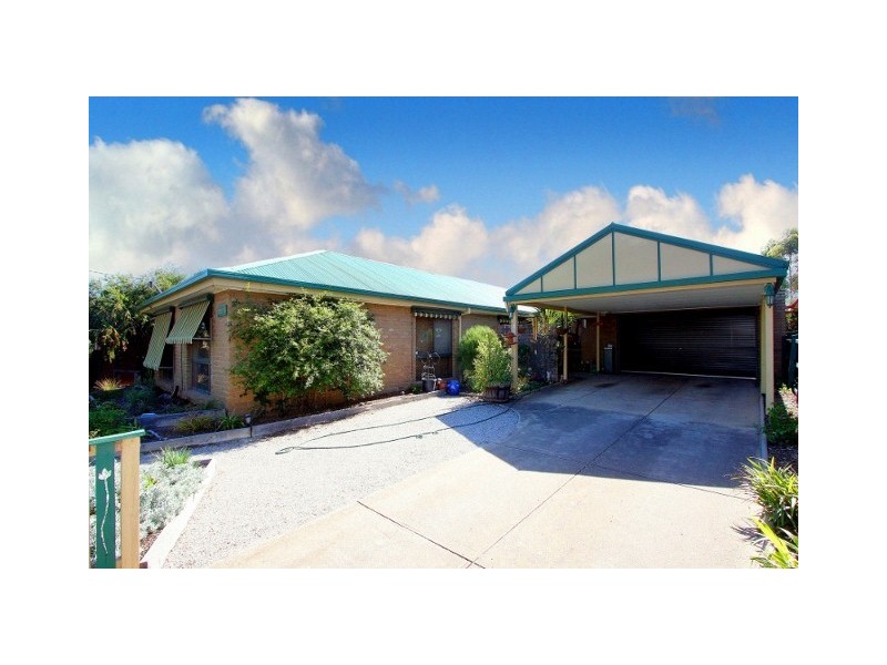 15 Carrington Street, Sydenham VIC 3037