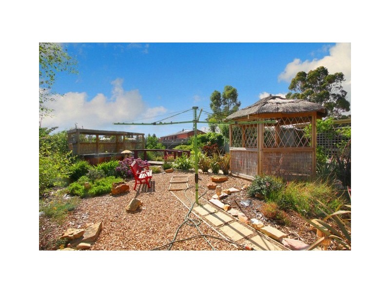 15 Carrington Street, Sydenham VIC 3037