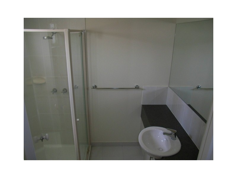 8 Kim Lane, Melton West VIC 3337