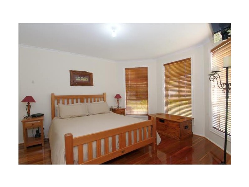 12 Cardigan Crescent, Taylors Lakes VIC 3038