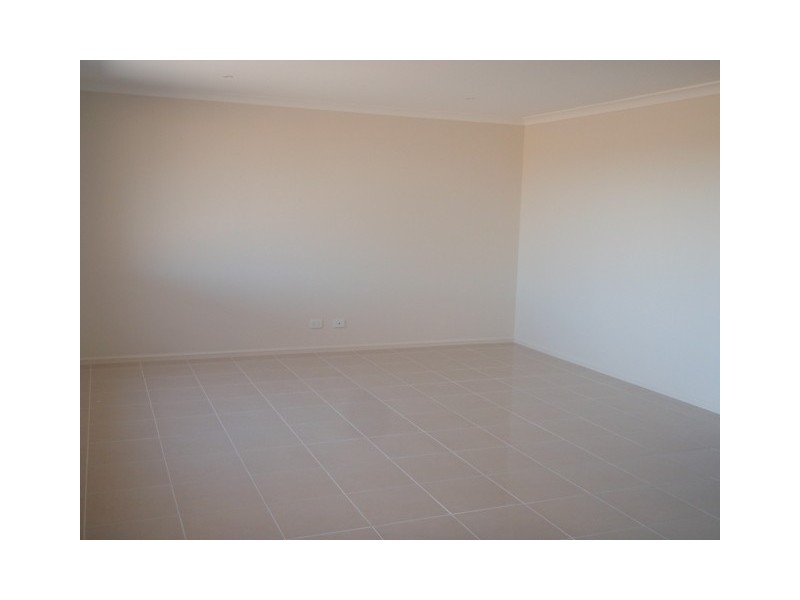 2 Synergy Court, Taylors Hill VIC 3037