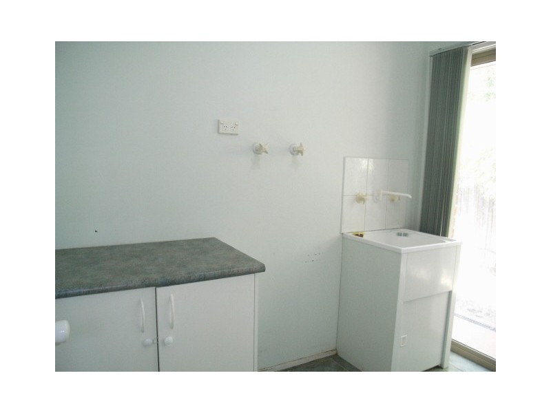 12 Tussock Crescent, Sydenham VIC 3037