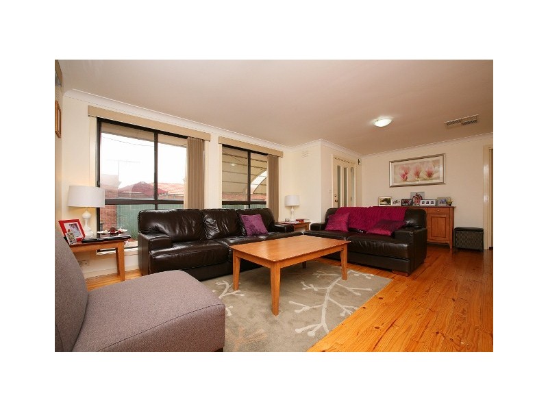 4 Breadalbane Court, Sydenham VIC 3037