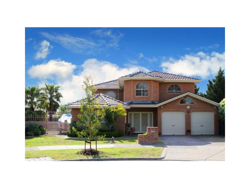 15 Parrakeet Court, Taylors Lakes VIC 3038