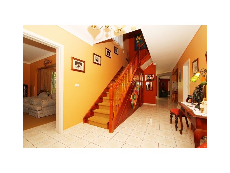 15 Parrakeet Court, Taylors Lakes VIC 3038