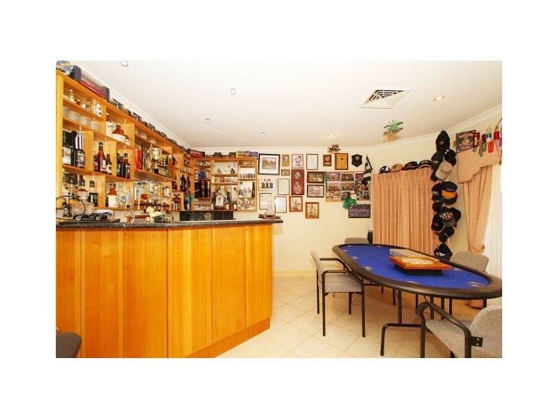 13 Rockwood Place, Hillside VIC 3037