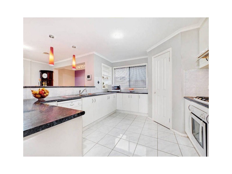 15 Webbs Avenue, Taylors Hill VIC 3037