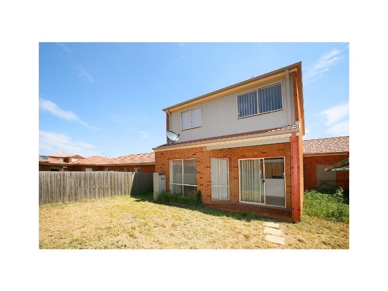 2 The Glades, Taylors Hill VIC 3037