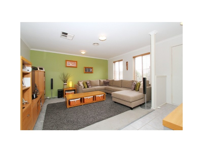 70 Allenby Road, Hillside VIC 3037