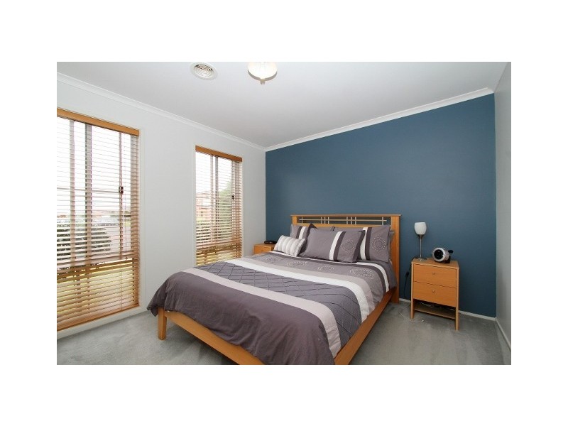 70 Allenby Road, Hillside VIC 3037