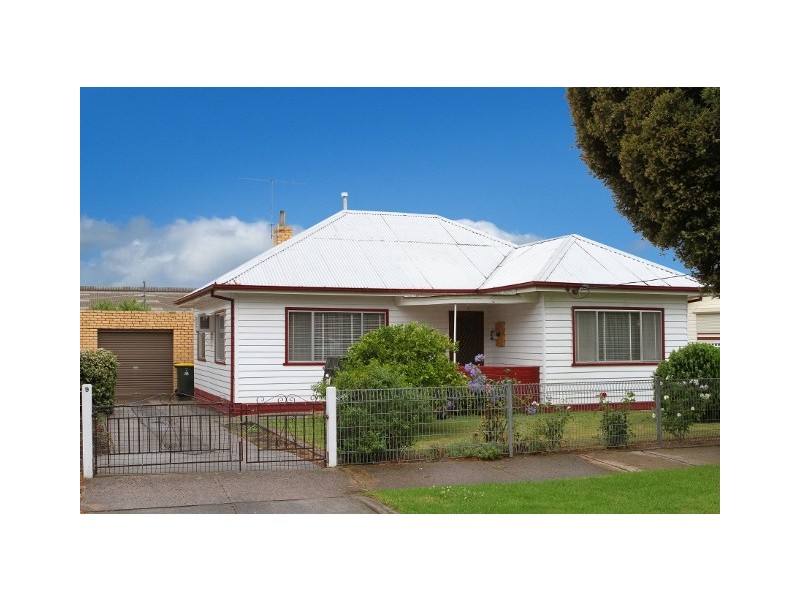 9 Cranbourne Avenue, Sunshine North VIC 3020