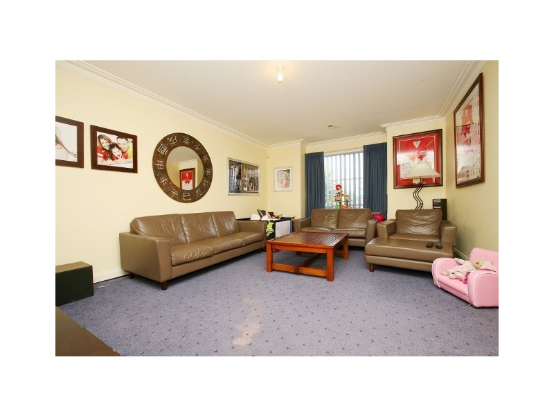 6 Cressida Crescent, Sydenham VIC 3037