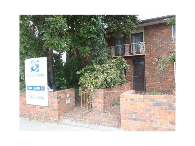 2/35 Grieve Parade, Altona VIC 3018