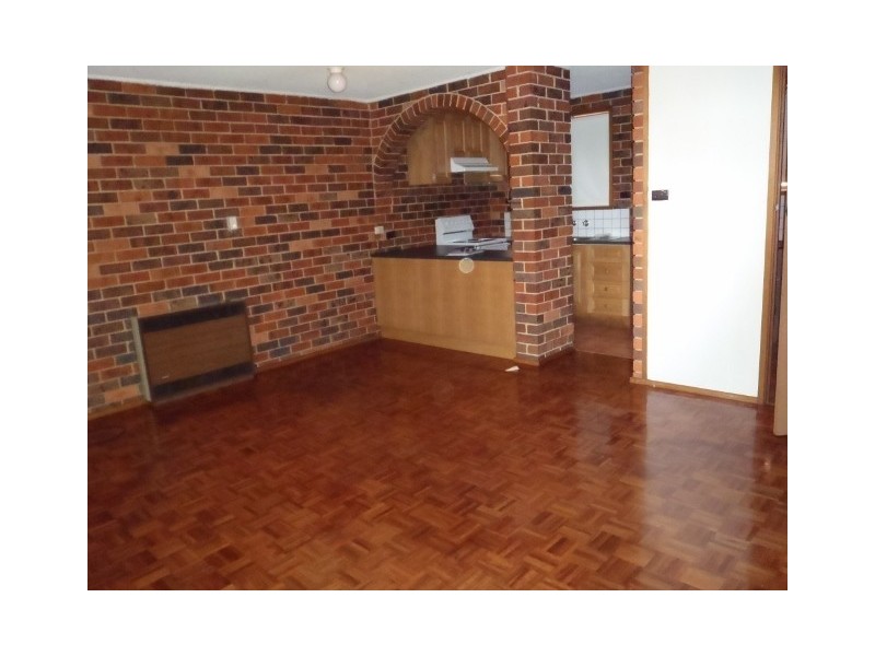 2/35 Grieve Parade, Altona VIC 3018