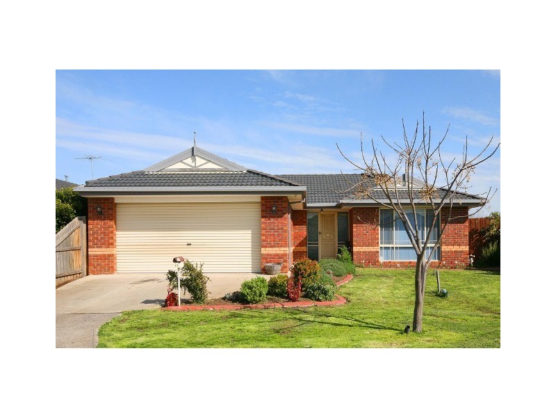 21 Brindalee Way, Hillside VIC 3037