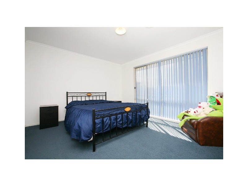 21 Brindalee Way, Hillside VIC 3037