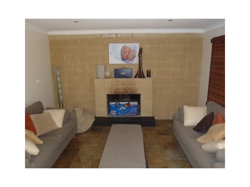 17 Cooper Court, Delahey VIC 3037