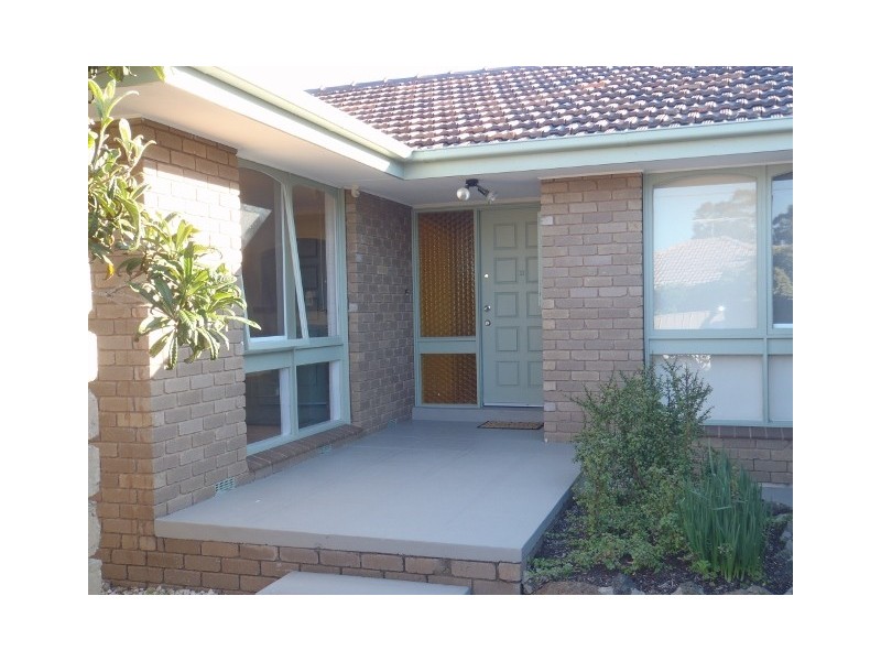 3 Rowan Drive, Kealba VIC 3021