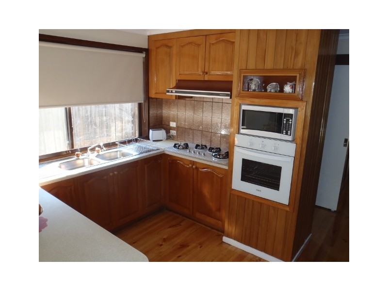 3 Rowan Drive, Kealba VIC 3021