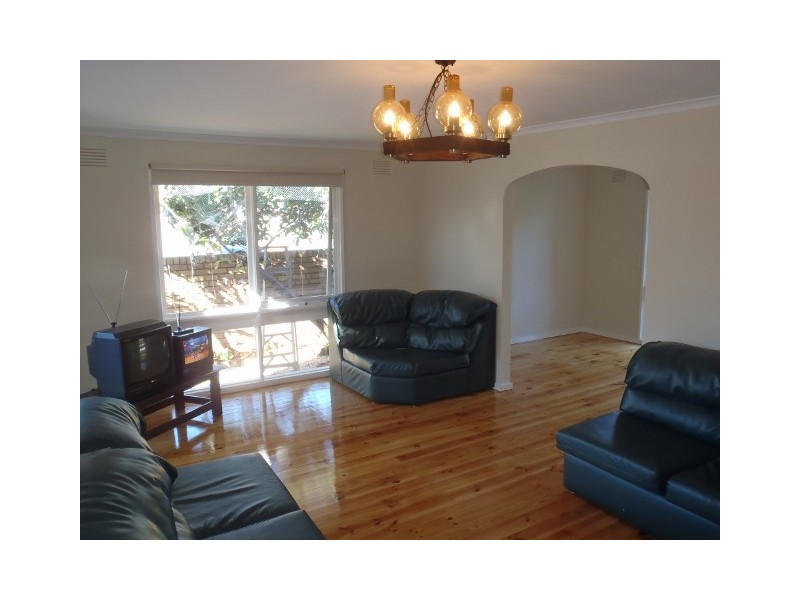 3 Rowan Drive, Kealba VIC 3021