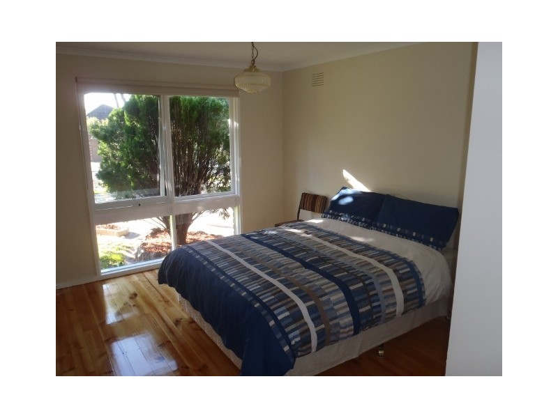 3 Rowan Drive, Kealba VIC 3021