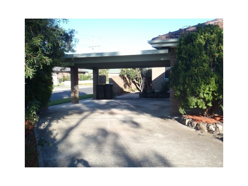 3 Rowan Drive, Kealba VIC 3021