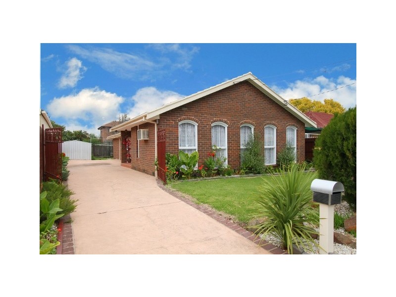 72 Birchwood Boulevard, Deer Park VIC 3023