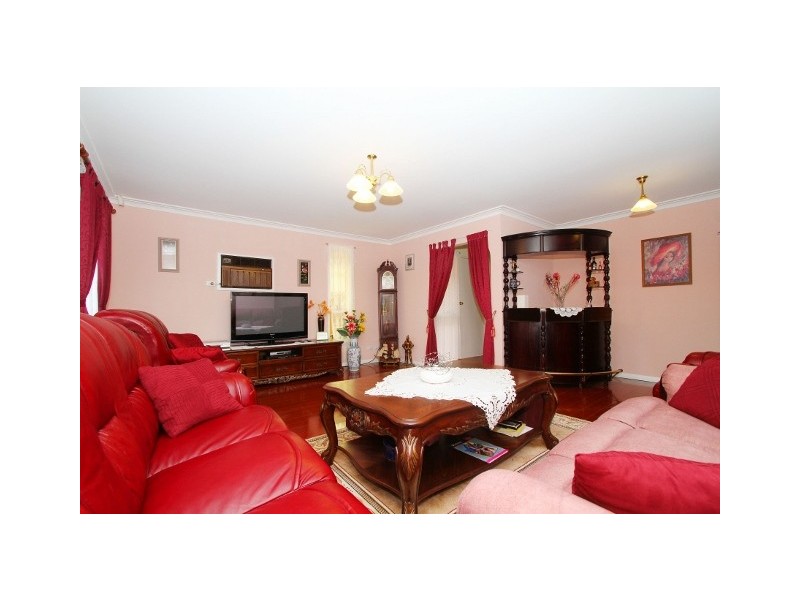 72 Birchwood Boulevard, Deer Park VIC 3023