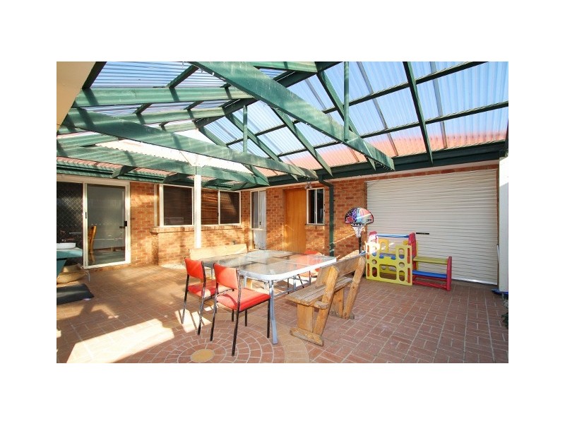 10 Bradley Drive, Hillside VIC 3037