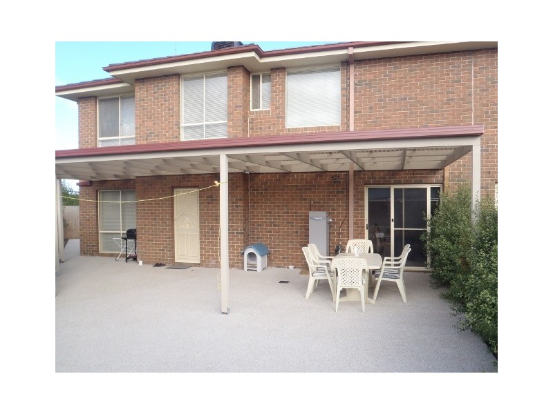 37 Wattletree Drive, Taylors Hill VIC 3037