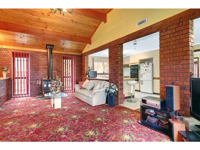 2 Ajax Close, Keilor Downs VIC 3038