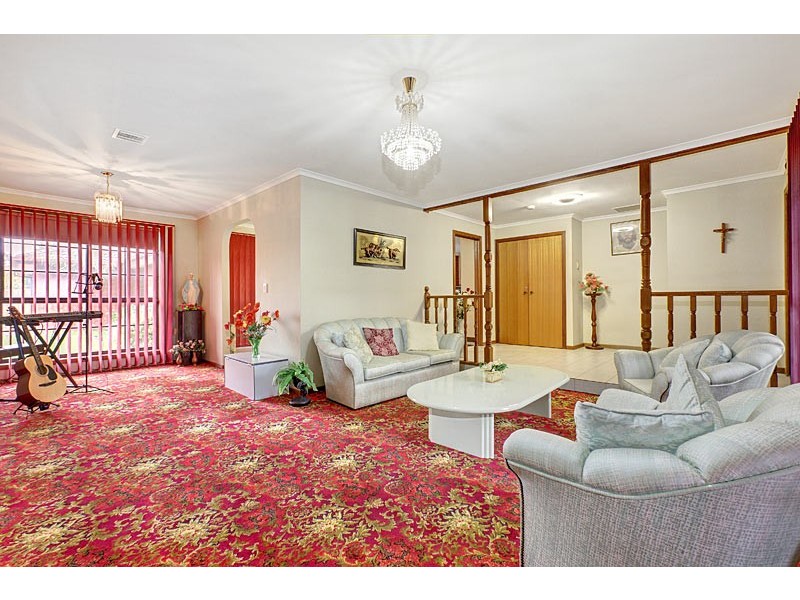 2 Ajax Close, Keilor Downs VIC 3038