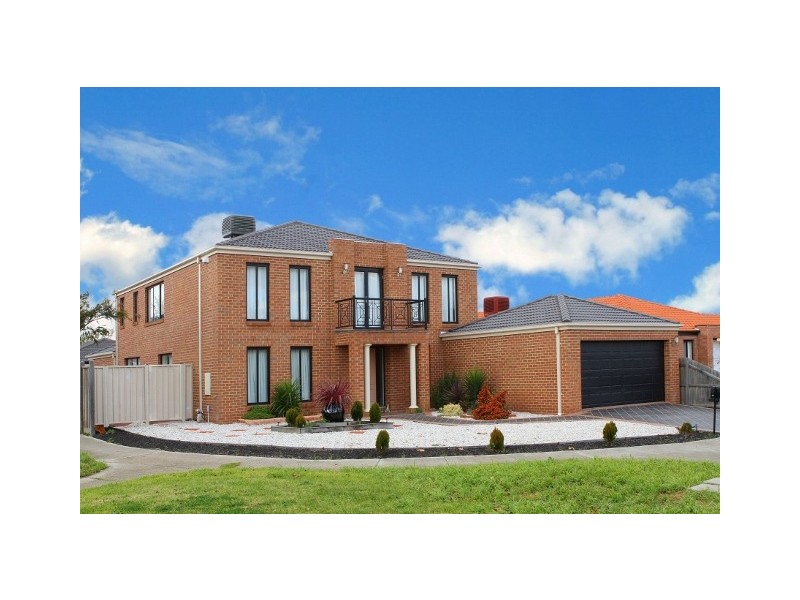 12 Collins Street, Taylors Hill VIC 3037