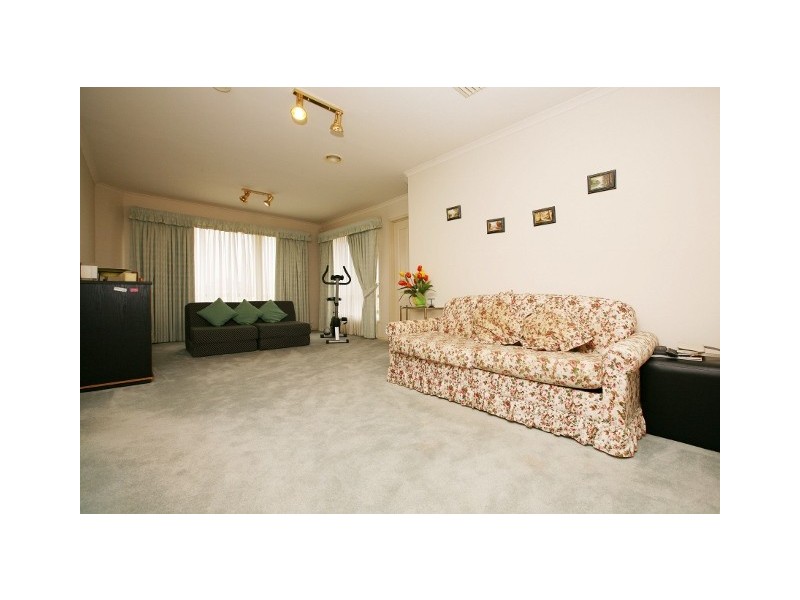 5 Karu Court, Keilor Downs VIC 3038