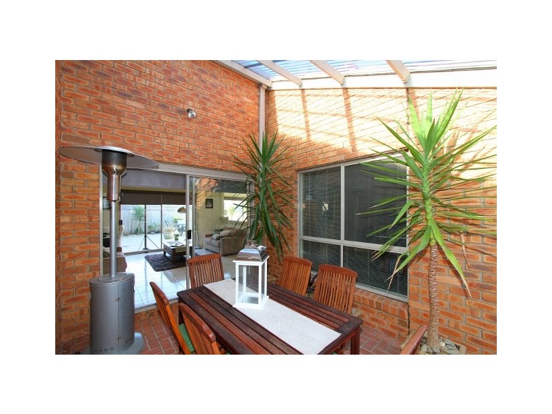 20 Ingoldsby Court, Delahey VIC 3037