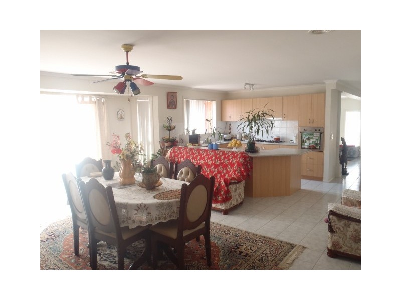 25 Allenby Road, Hillside VIC 3037