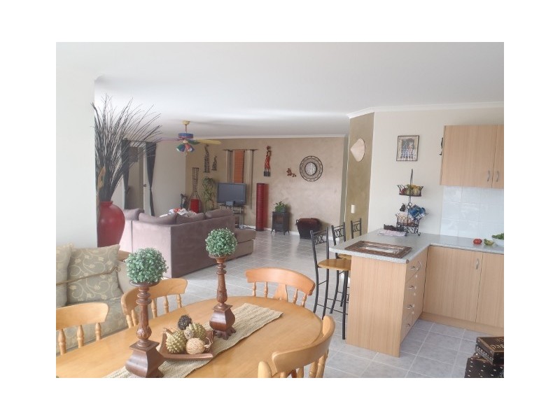 25 Allenby Road, Hillside VIC 3037