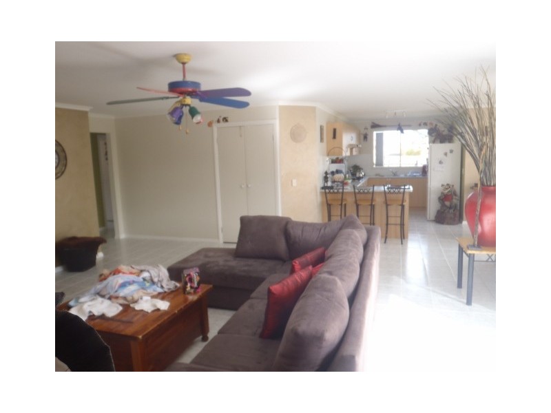 25 Allenby Road, Hillside VIC 3037